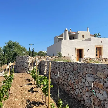 Casa Kombonada Villa Aroniadhiánika